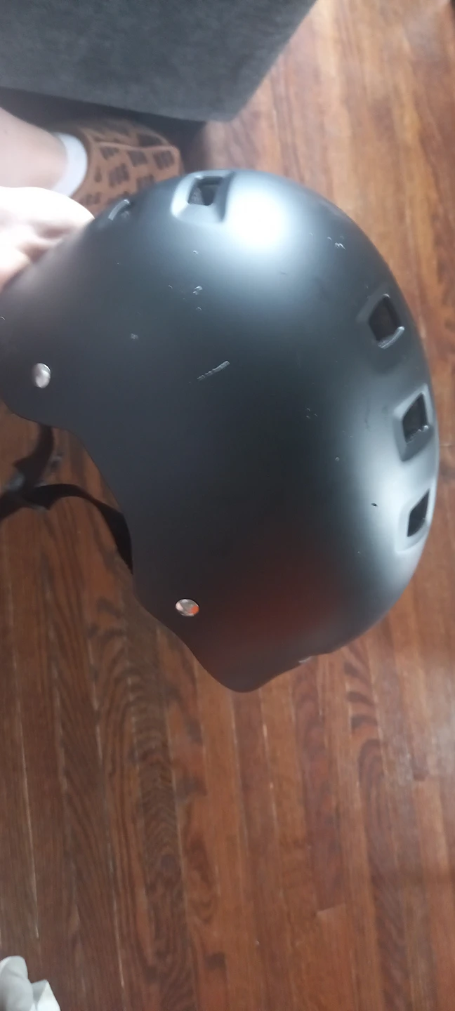 helmet - photo 2