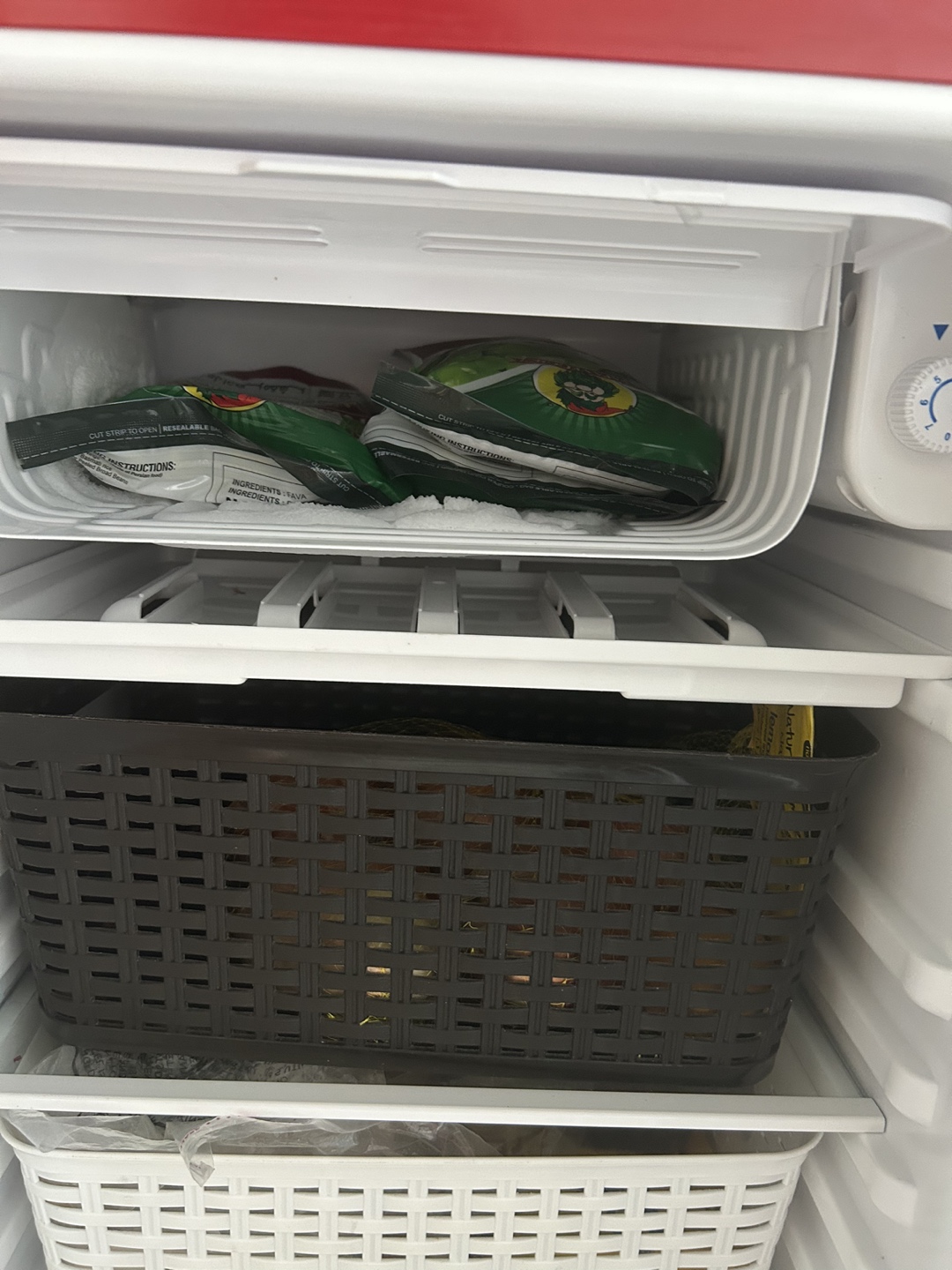 Frigidaire 3.2 Cu. Ft. Freestanding Bar Fridge - photo 2