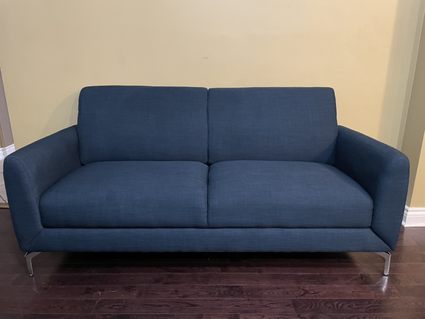 Sofa thumbnail