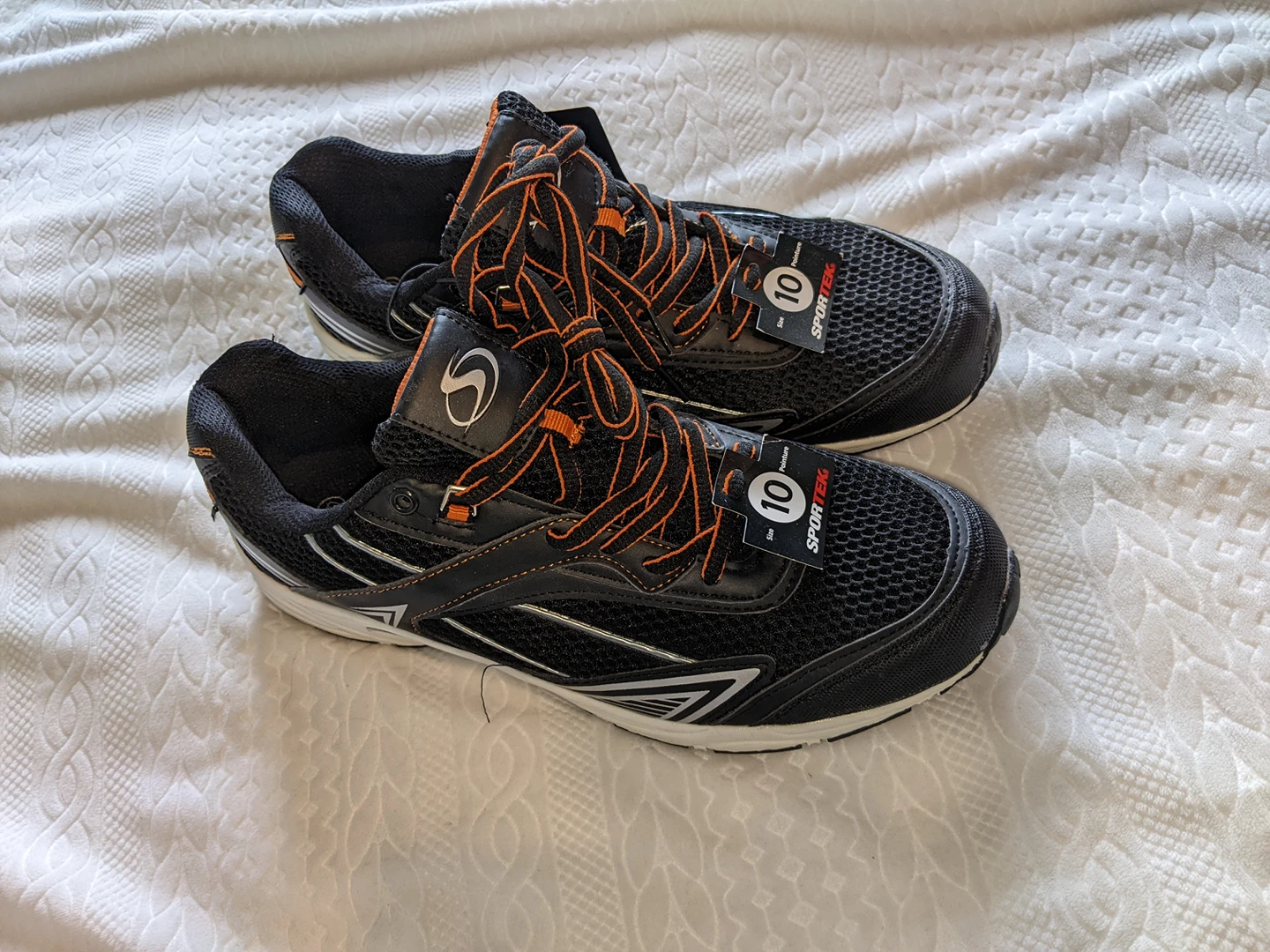 BRAND NEW men's gym shoes sneakers cross trainers size 10 thumbnail