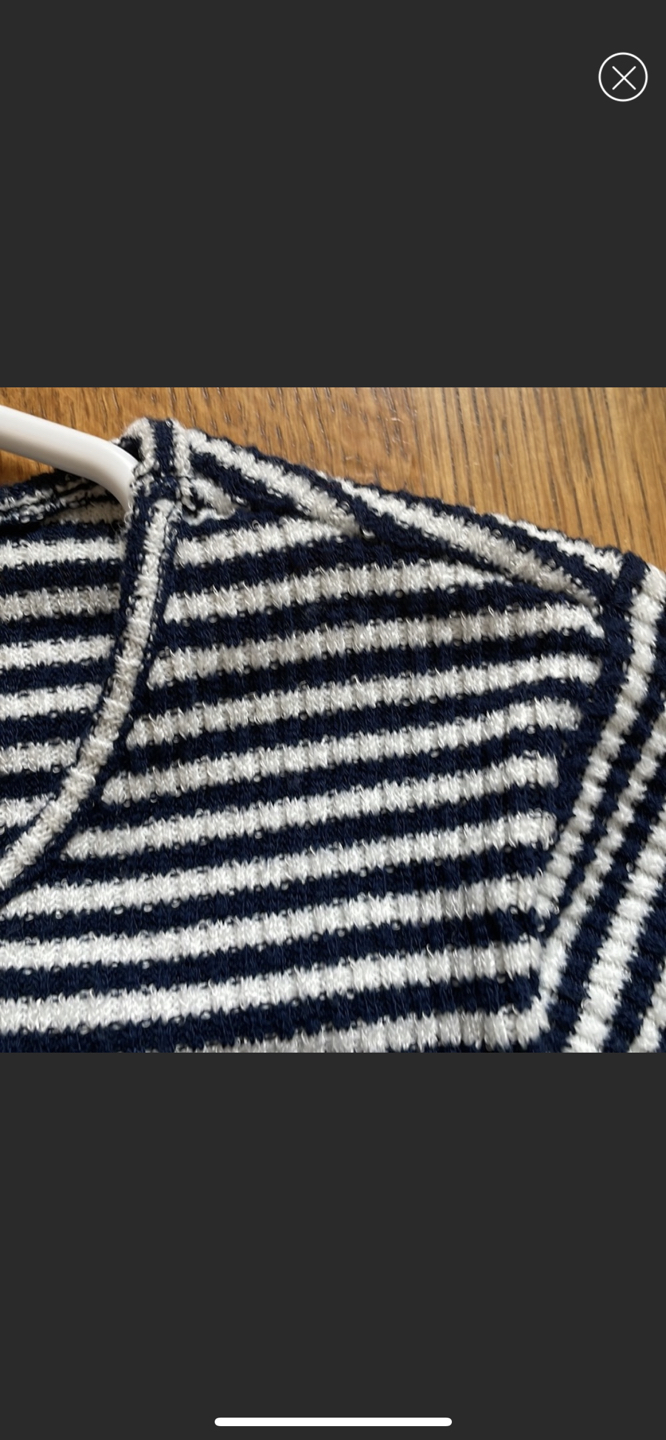 Striped Forever 21 top image indicator(4)