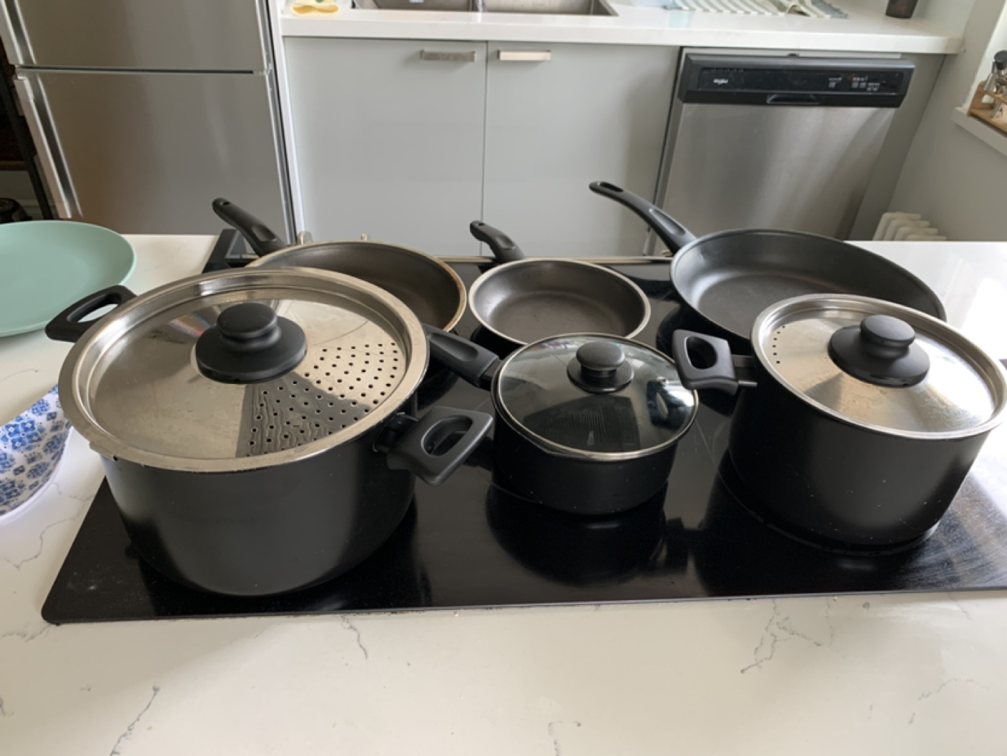 Cookware set moving sales - photo 3