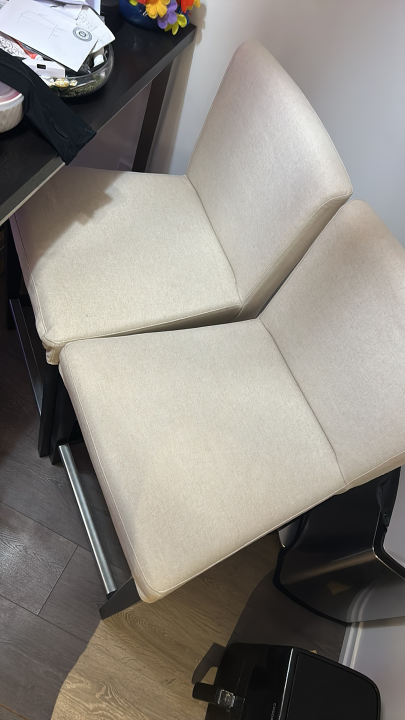 Bar stools / dining chairs