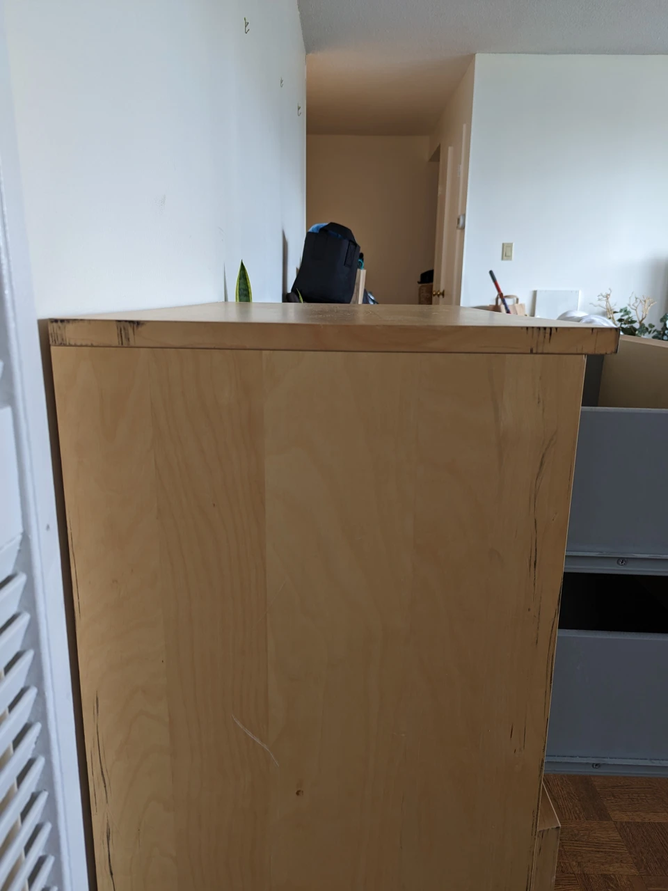 IKEA Malm Dresser - 4 Drawer image indicator(3)