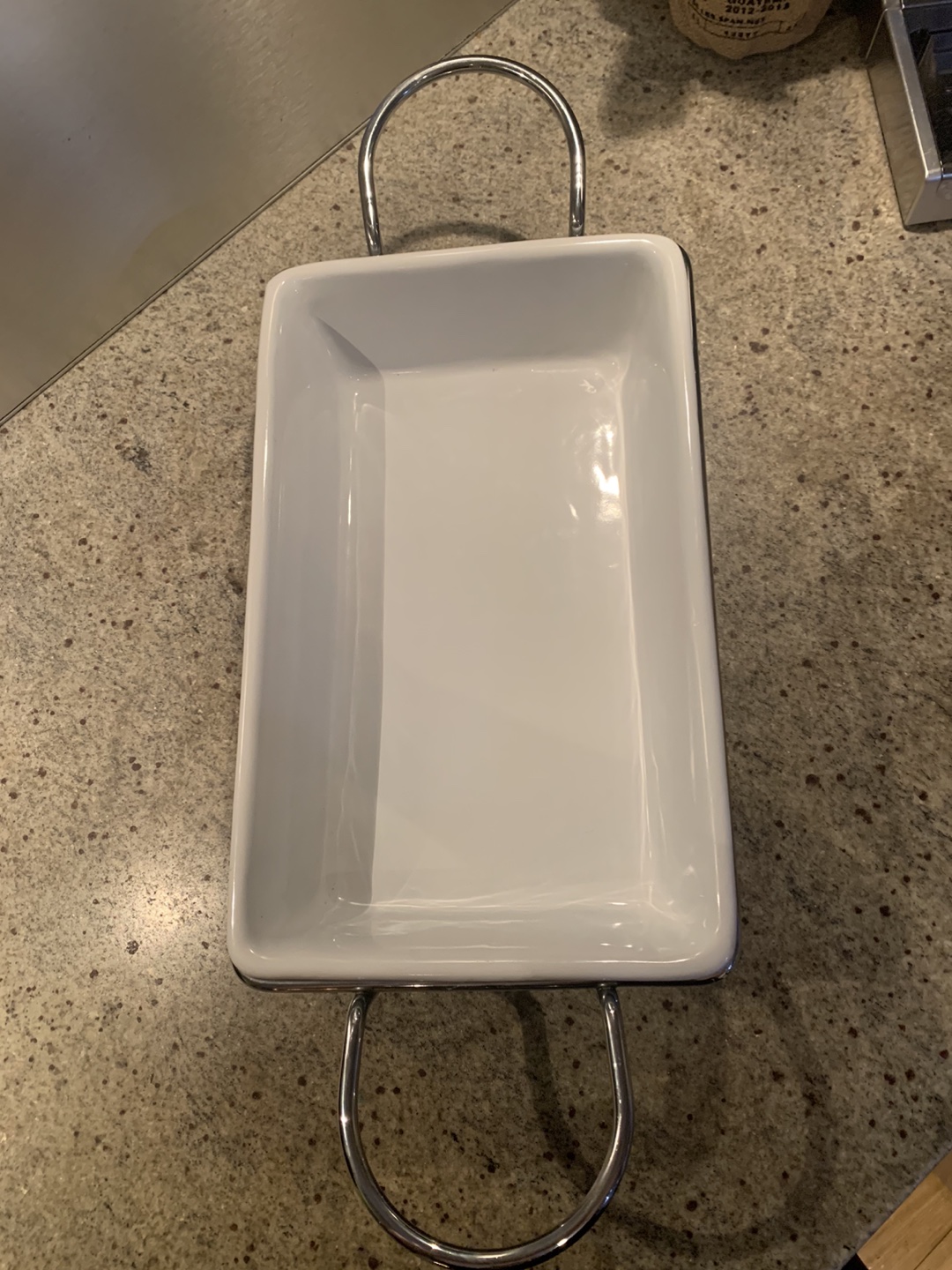 Casserole dish with serving rack thumbnail