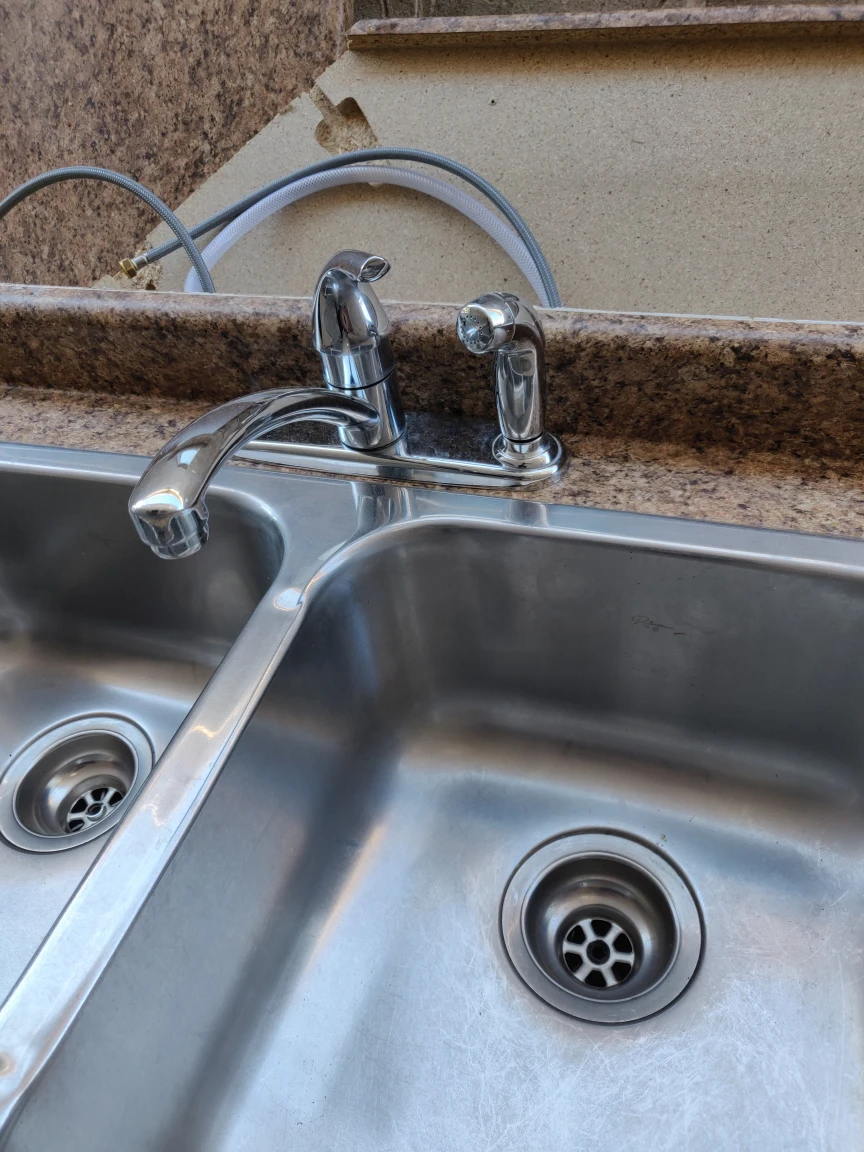 kitchen faucet