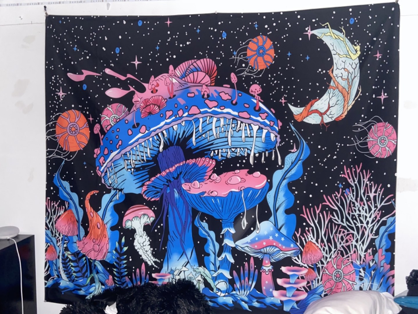 mushroom tapestry thumbnail