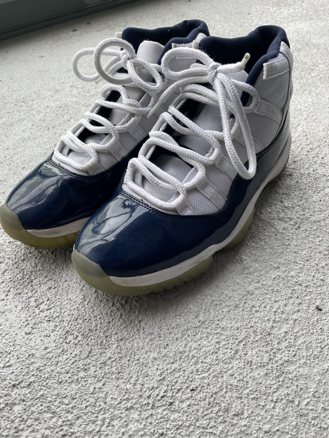 Jordan 11  Retro Win Like 82 / size US9.5