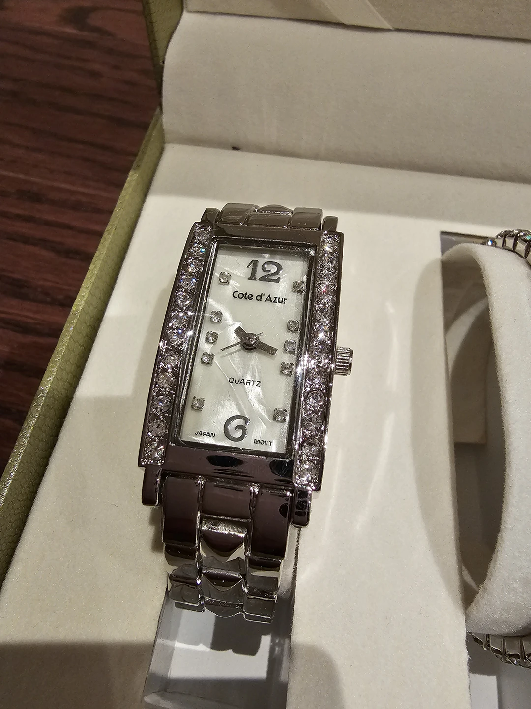 Brand New - Lady's Jewelry set - photo 2