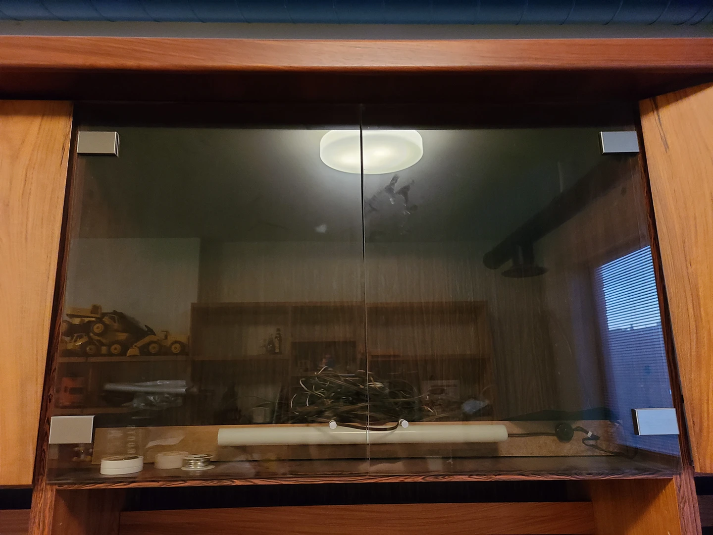 Large Vintage Wall Unit image indicator(8)