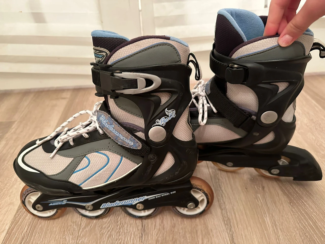 skates