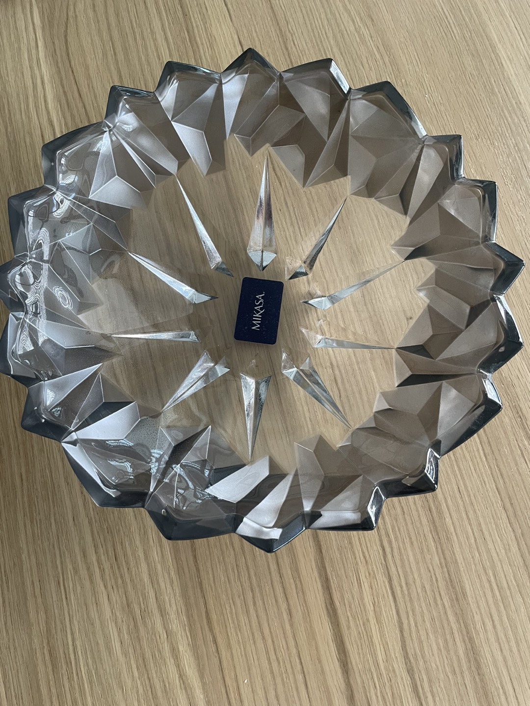 Glass fruit bowl
