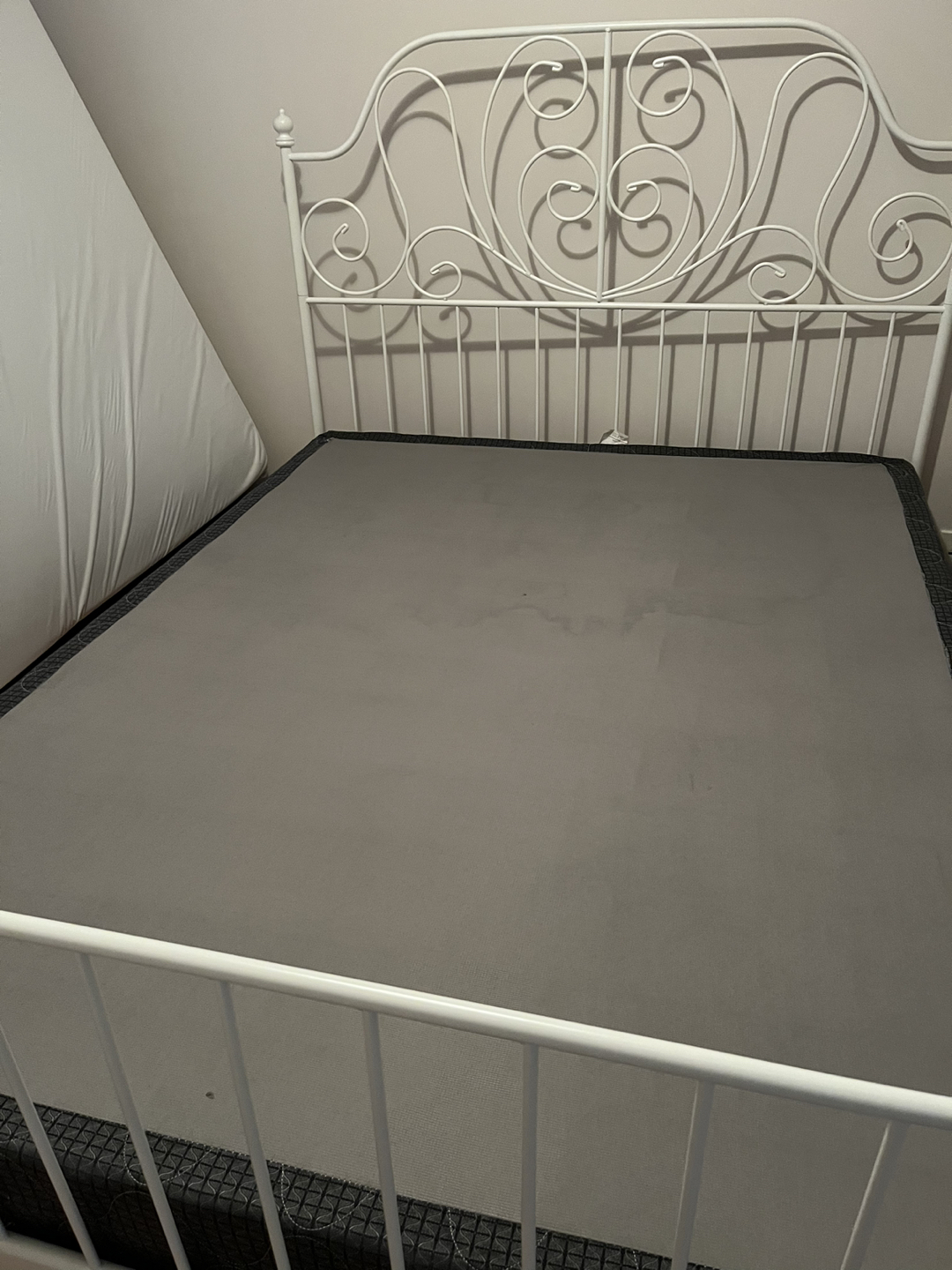 IKEA bed frame - photo 2