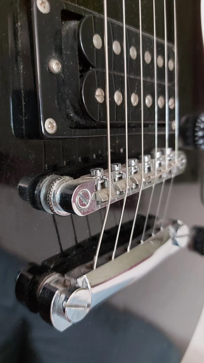 Guitar with Amp - photo 5