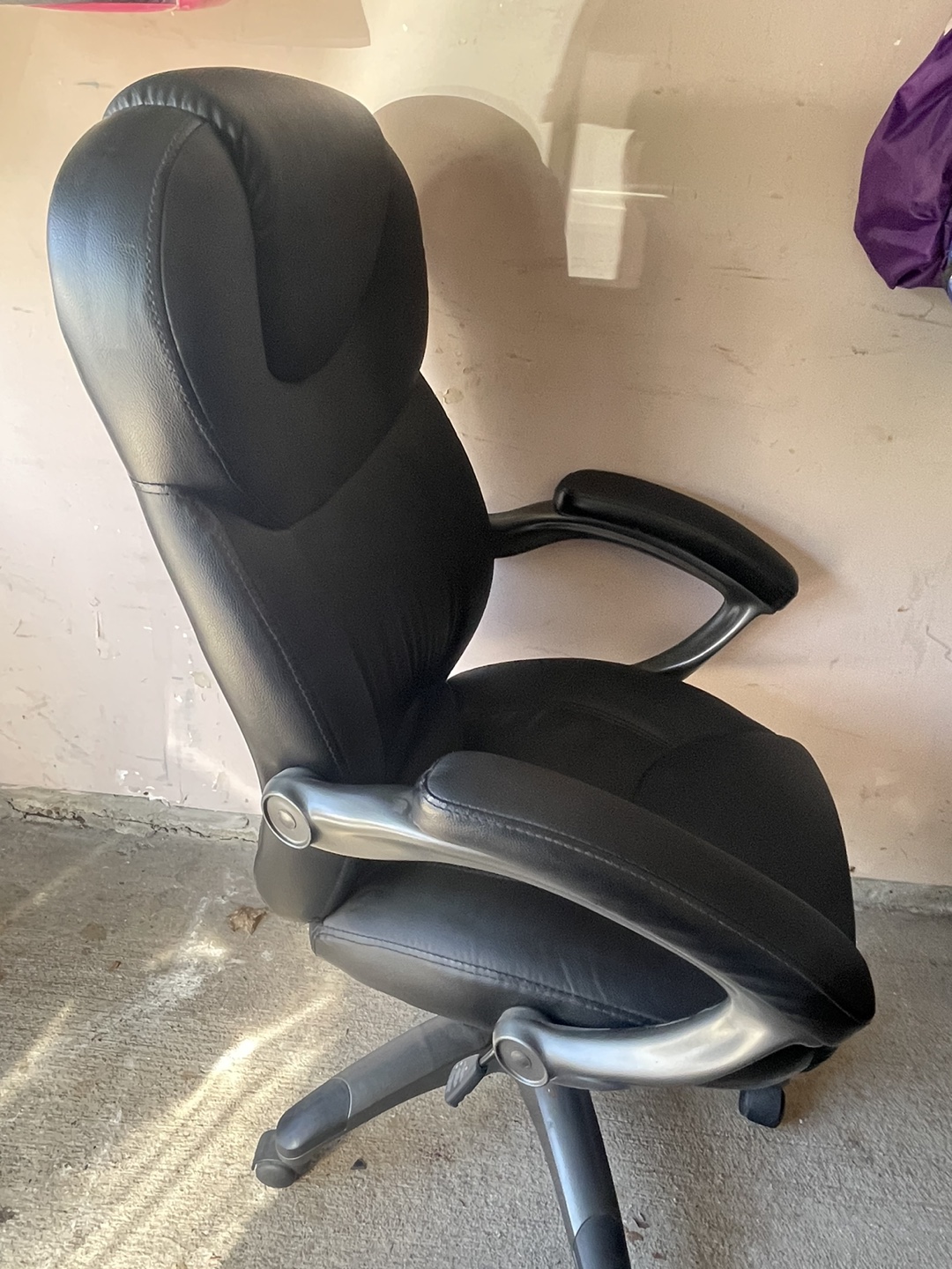 Office chair thumbnail