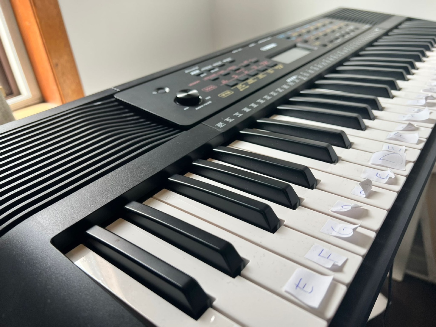Yamaha Digital Keyboard  PSR-E273 - photo 2
