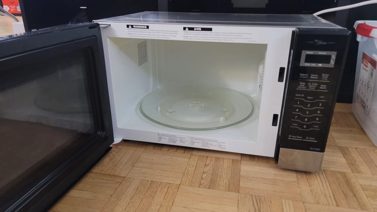 Panasonic Microwave (Inverter)