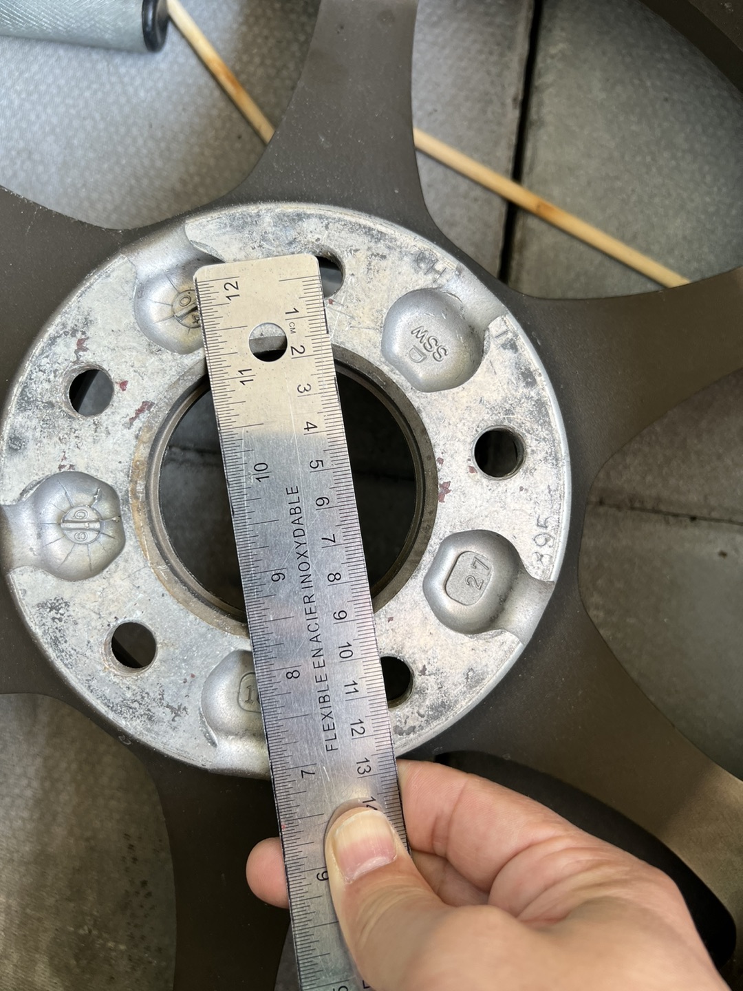 SSR 18’ wheels image indicator(8)