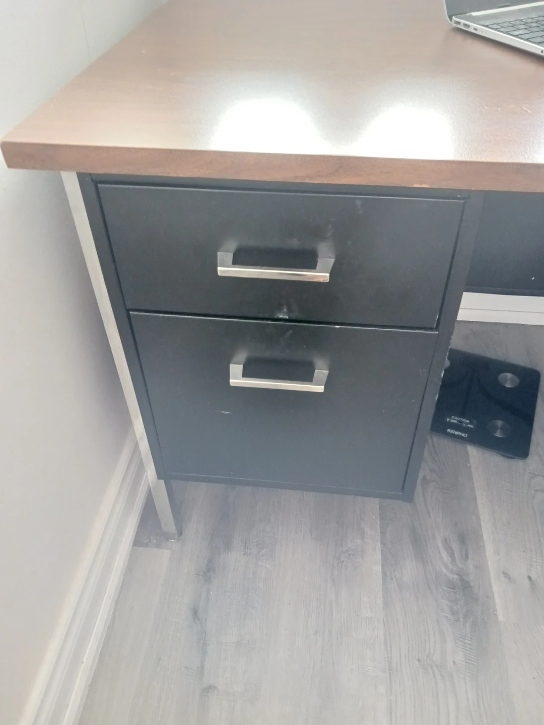 study / office Table - photo 3