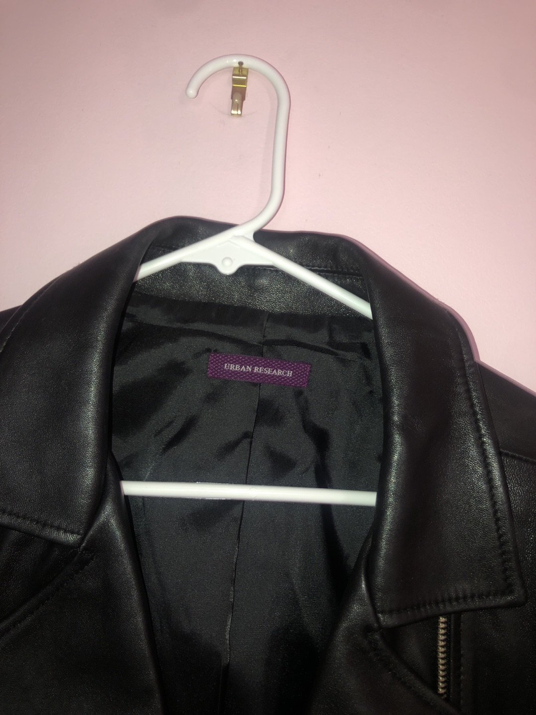 Black leather jacket - photo 2