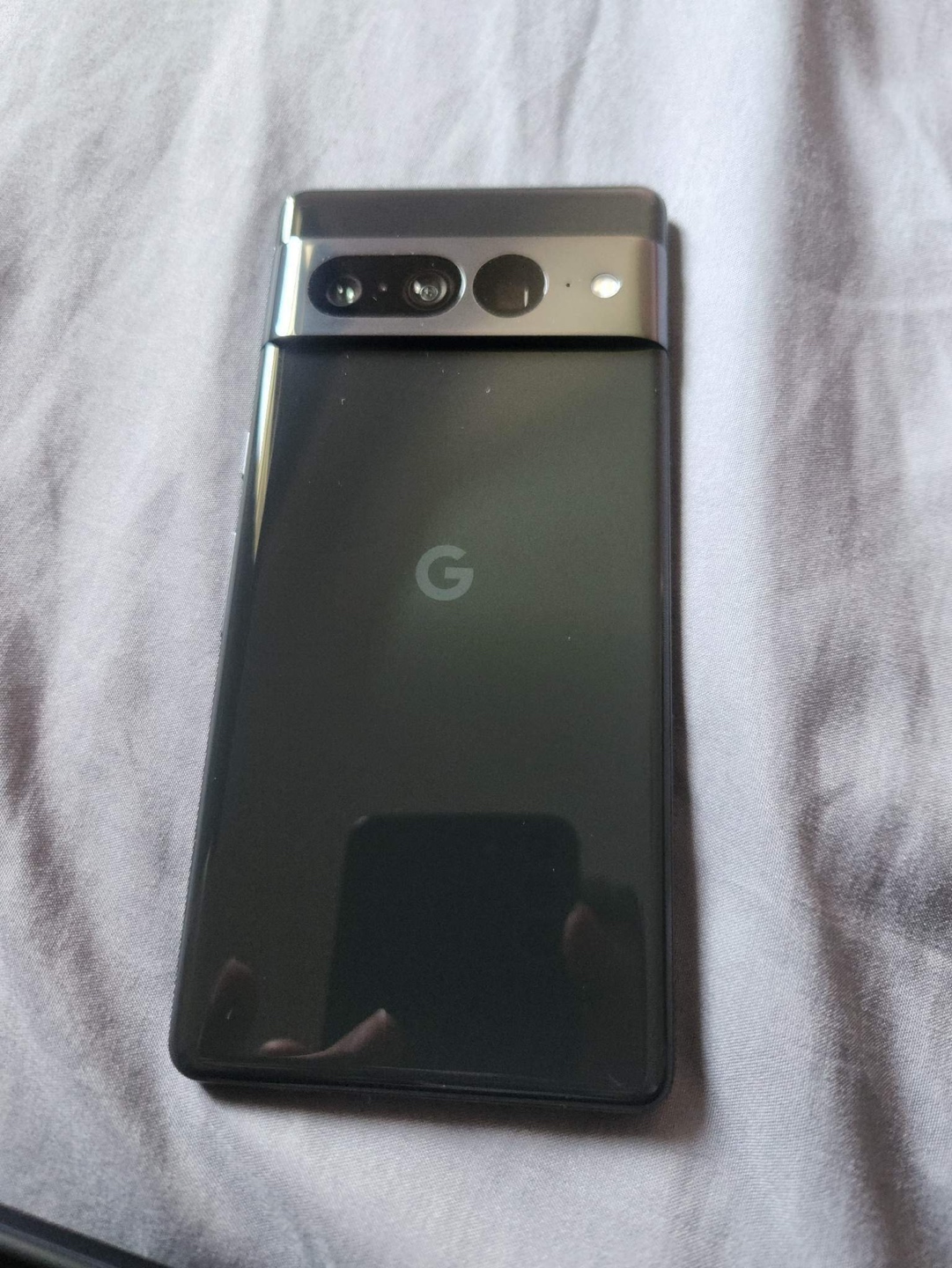 Pixel 7 pro 128gb(blacklisted) - photo 2