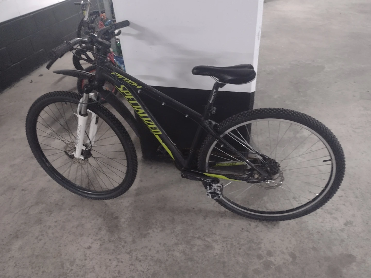 Mountain Bike w Suspension thumbnail