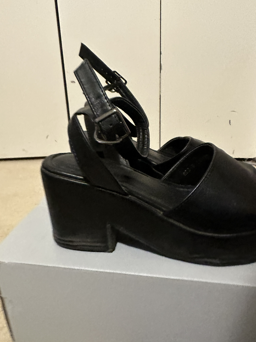 Sandals - photo 2