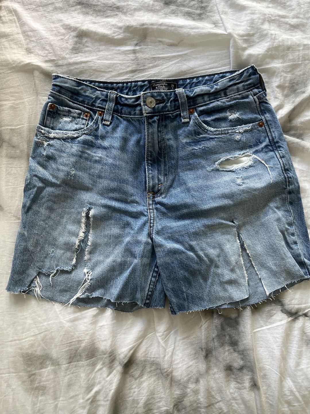 Abercrombie & Fitch ripped boyfriend shorts #freecycle thumbnail