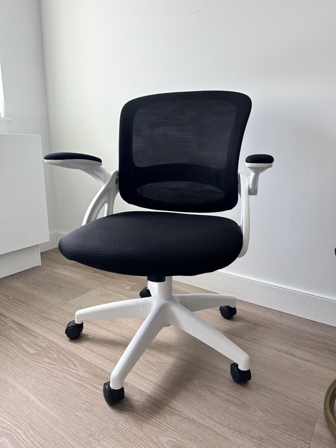 Desk chair