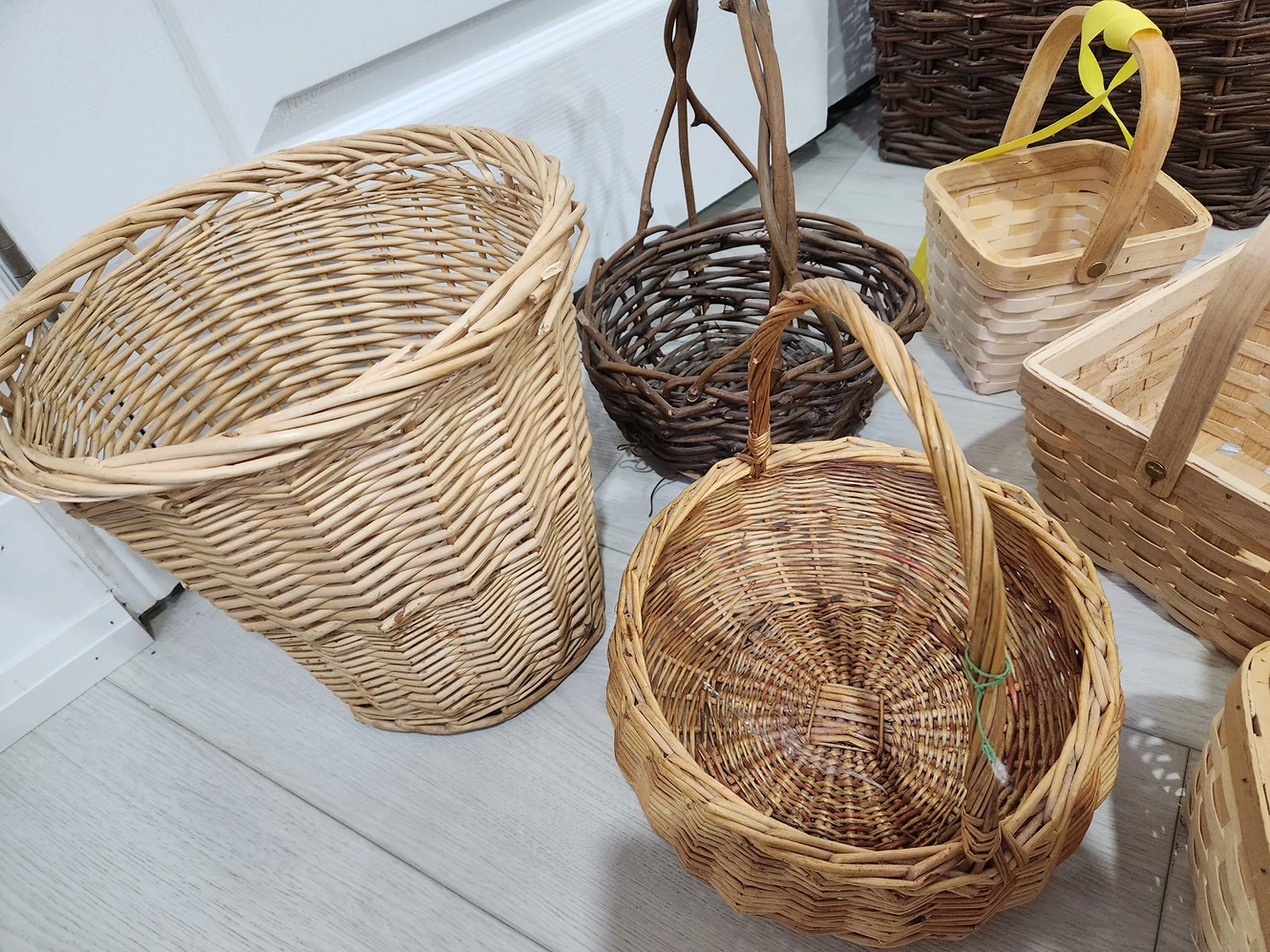Assorted Baskets and a pot image indicator(3)