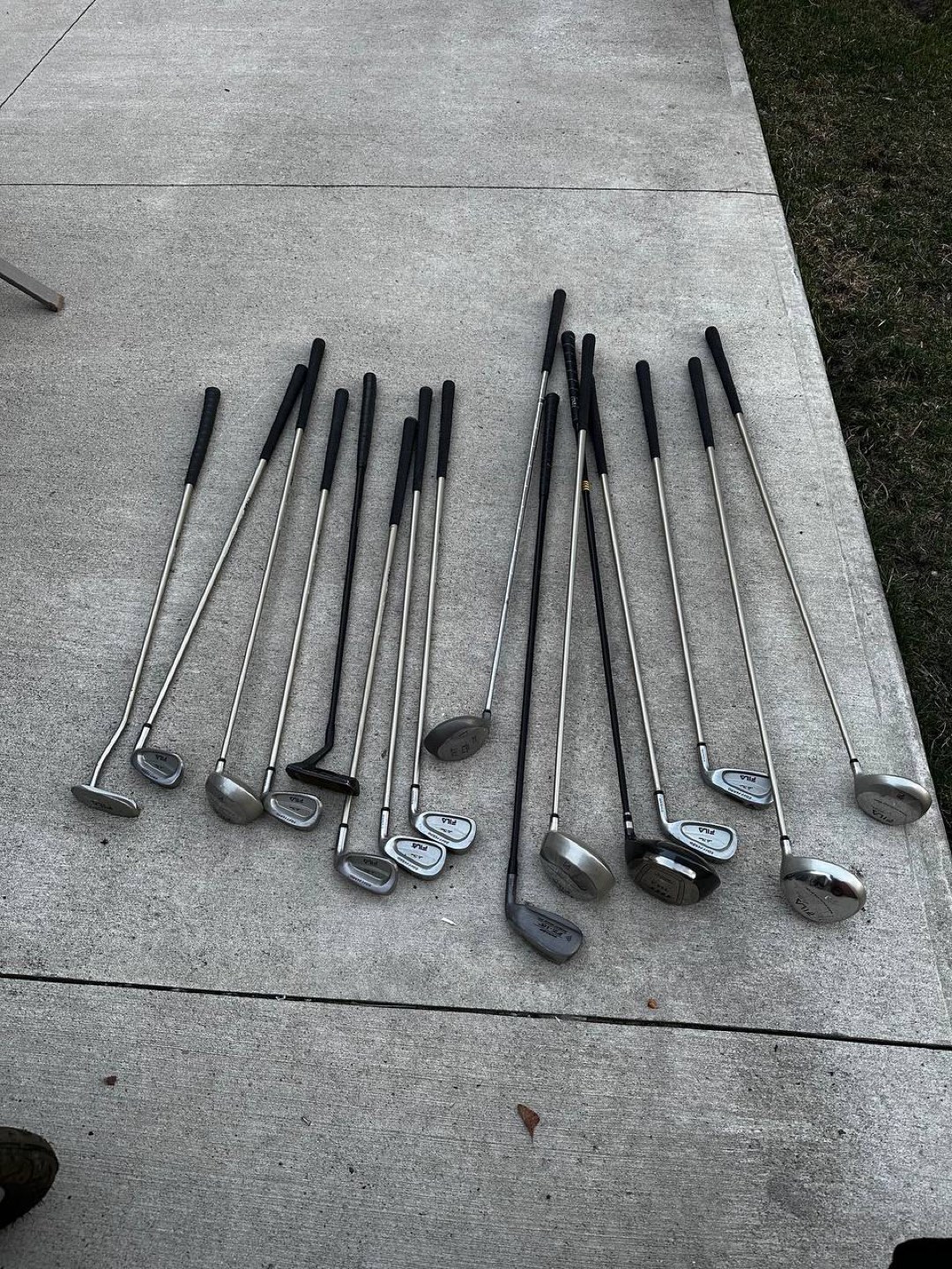 set of golf clubs - photo 3