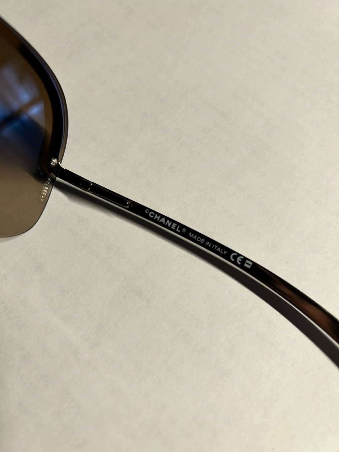 Like New Vintage Chanel Shield Rimless Sunglasses Y2K - photo 4