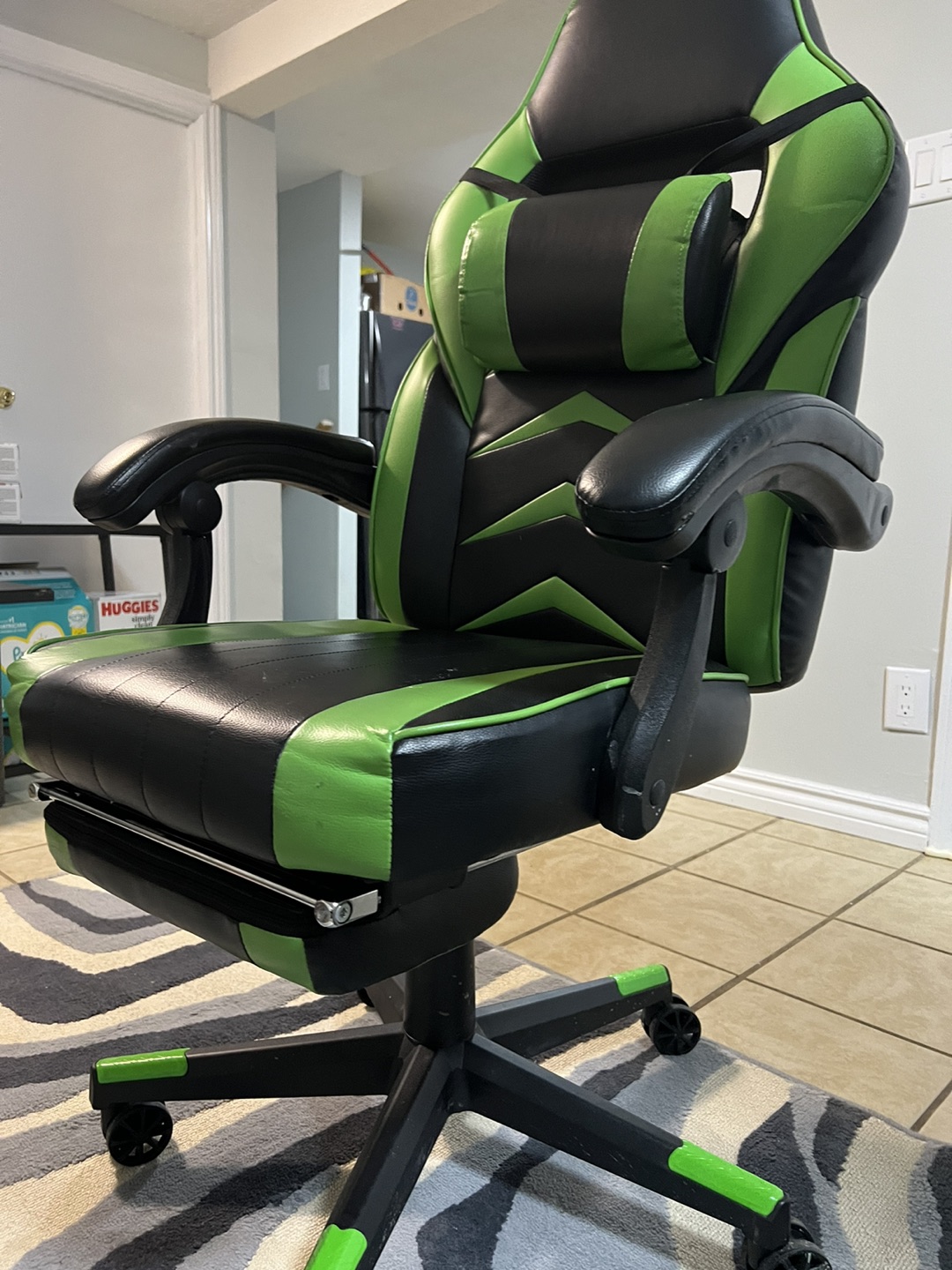 Gaming chair - photo 2