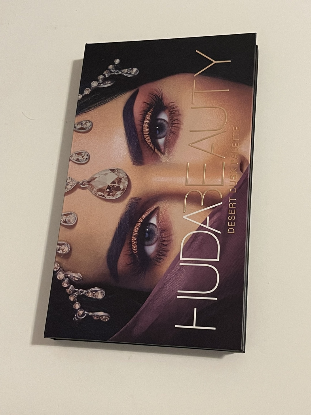 HUDA BEAUTY Desert Dusk Palette Eyeshadow thumbnail
