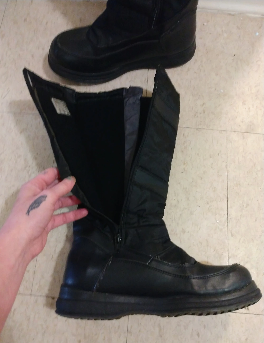 Wild Country Woman's Boots Size 9 - photo 2