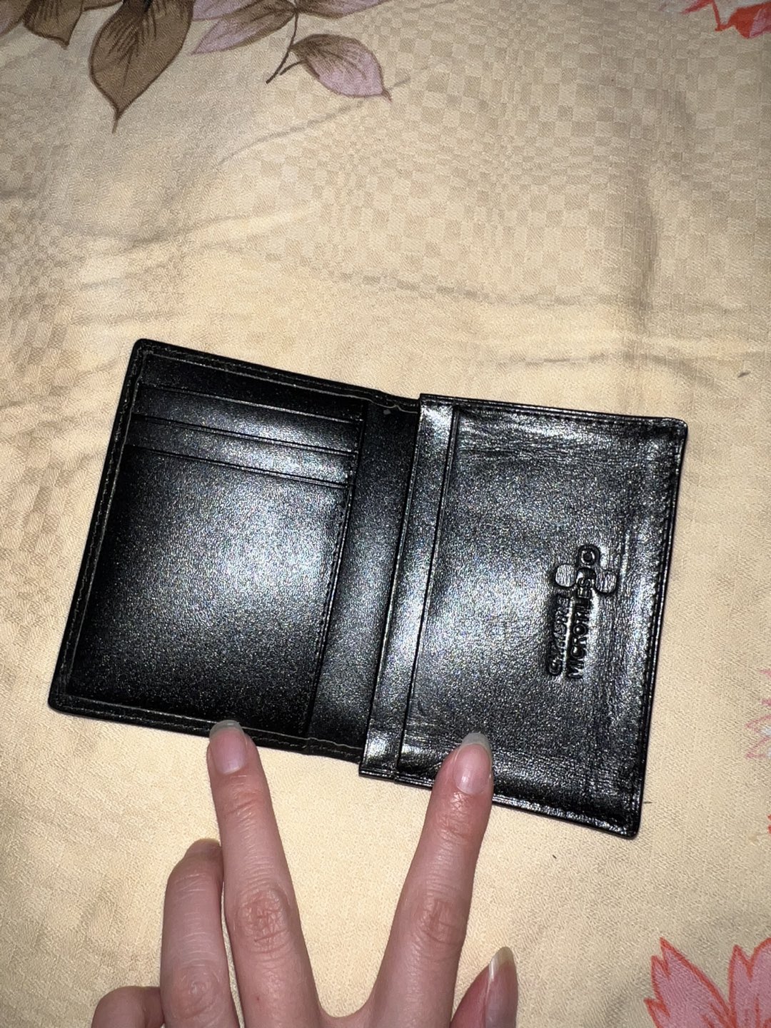 Wallet thumbnail