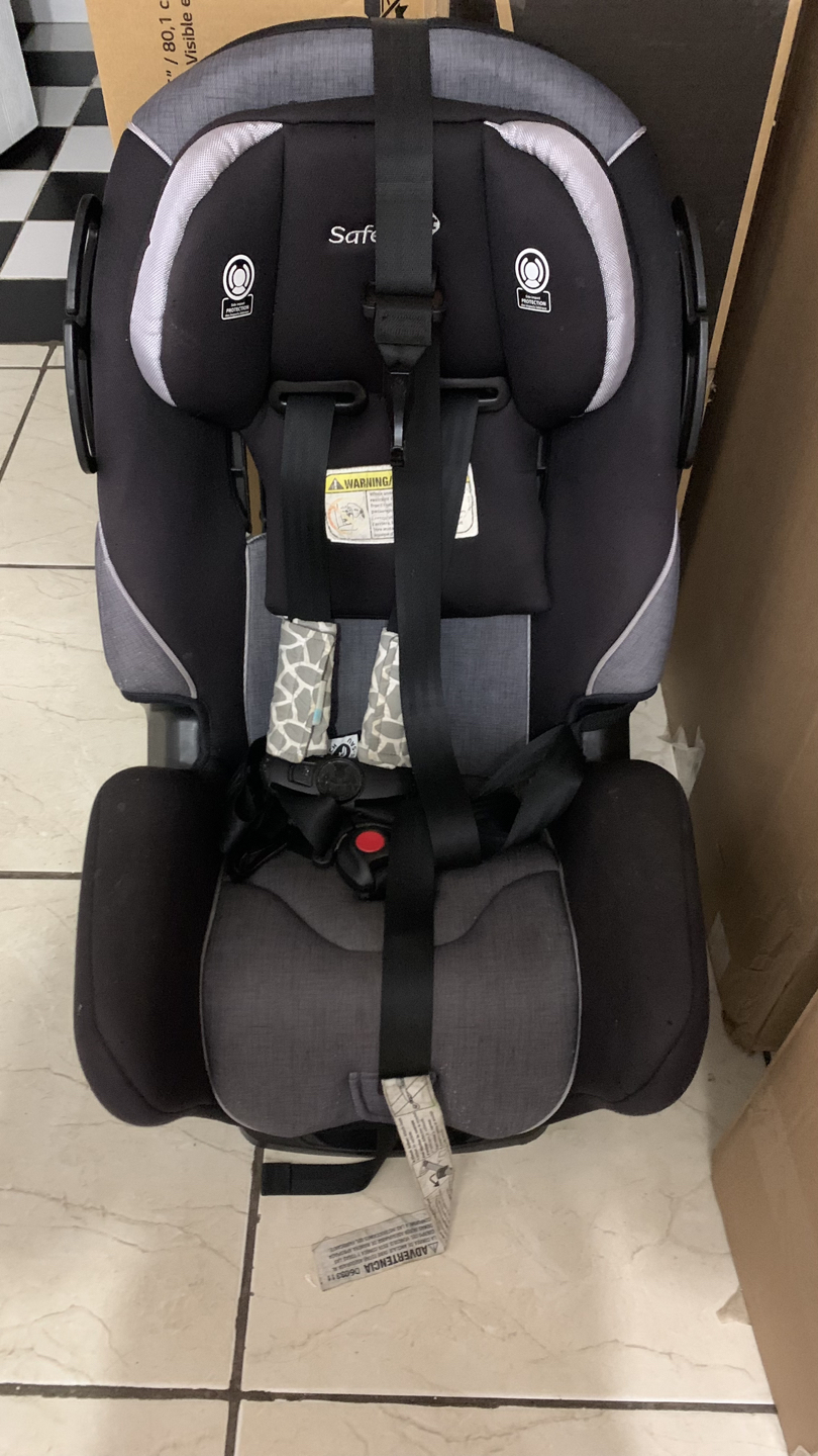Child Car seat thumbnail