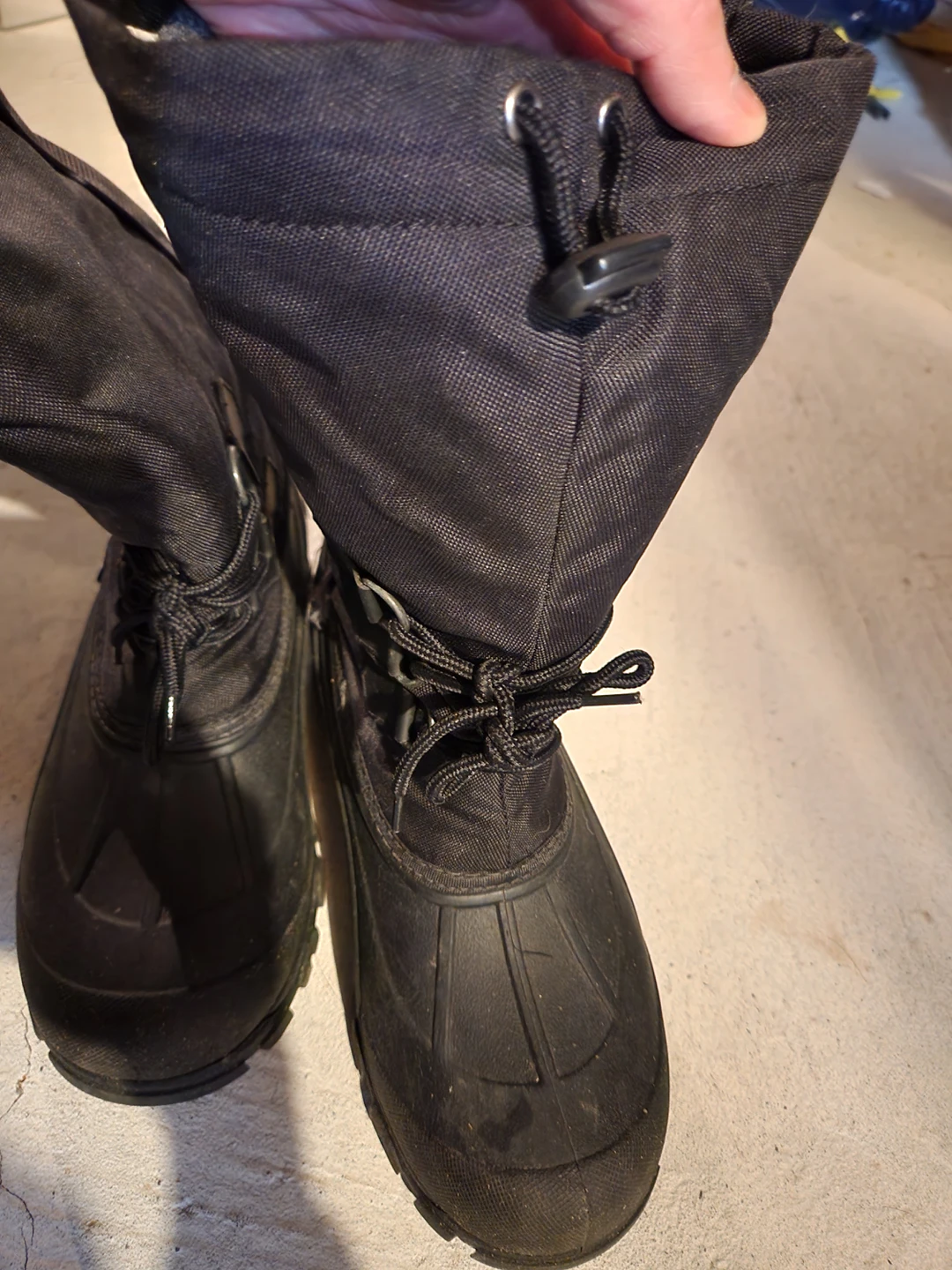 winter boot size 9 water proof