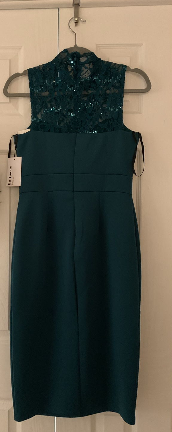 Women’s Dress with Belt Detail - Size 6 - photo 2
