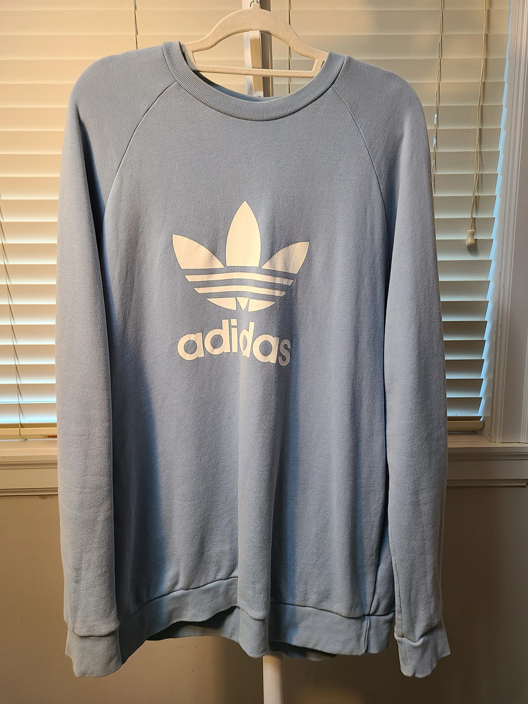 Sweatshirt thumbnail