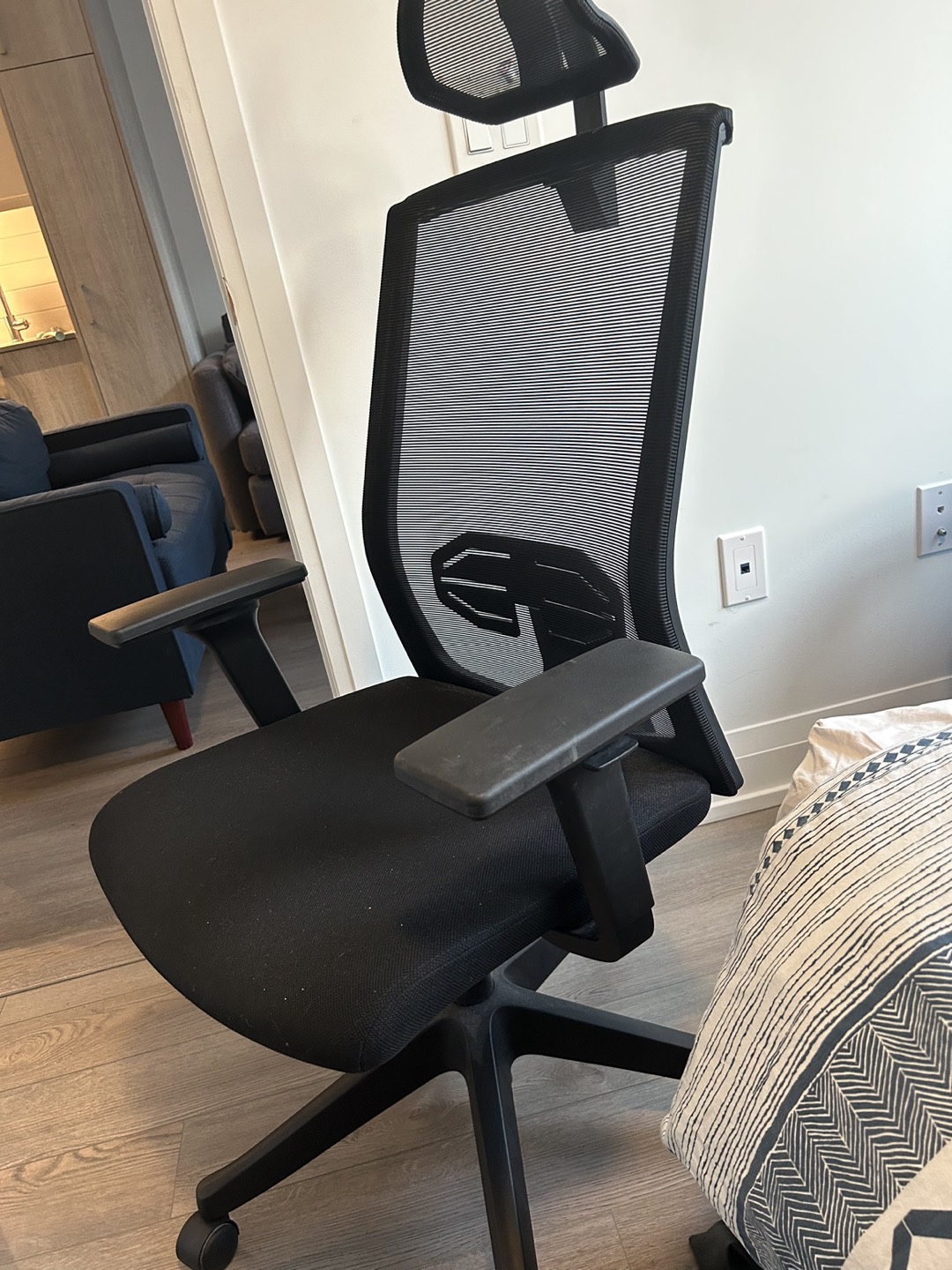 EffyDesk Karma Chair Office chair