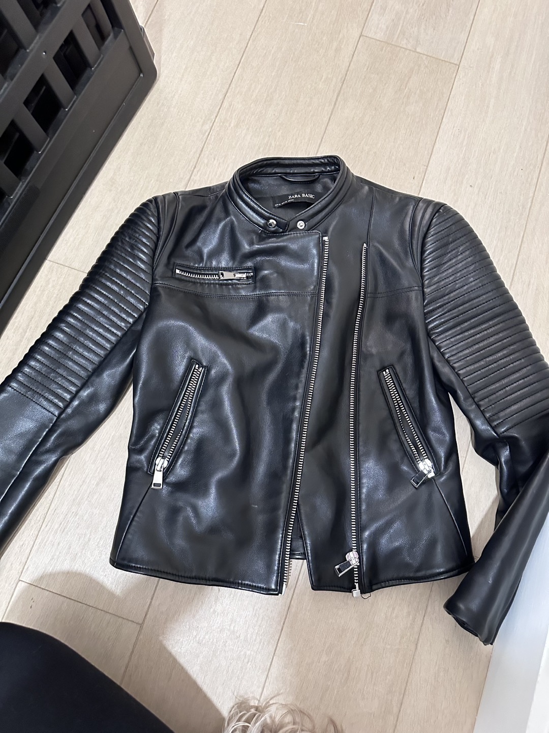Zara Leather Jacket XS