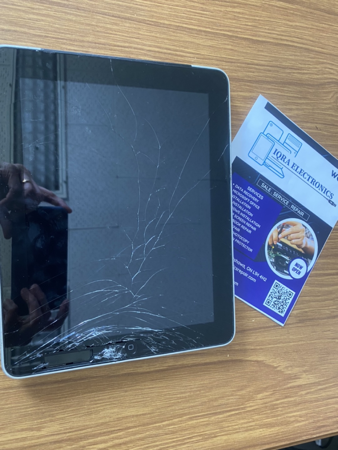 WE FIX  BROKEN IPADS, PHONES , TABLETS and  COMPUTERS - photo 2