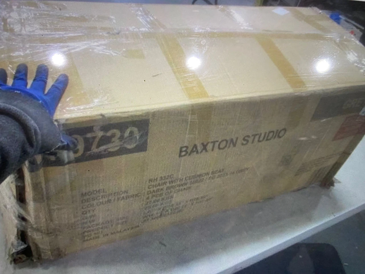 3 chairs in the box - photo 2