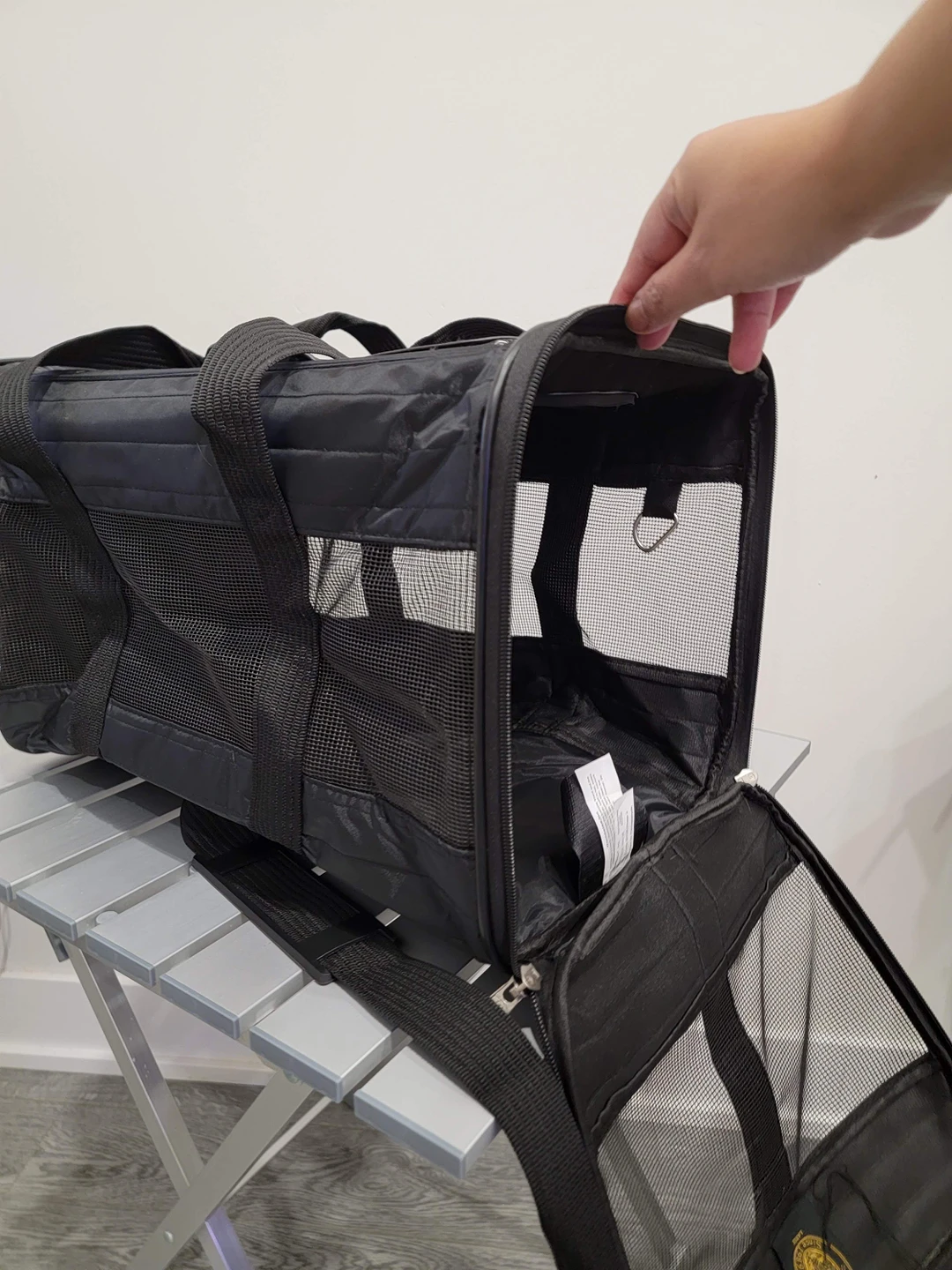 Sherpa pet carrier Large, 2 pads included thumbnail