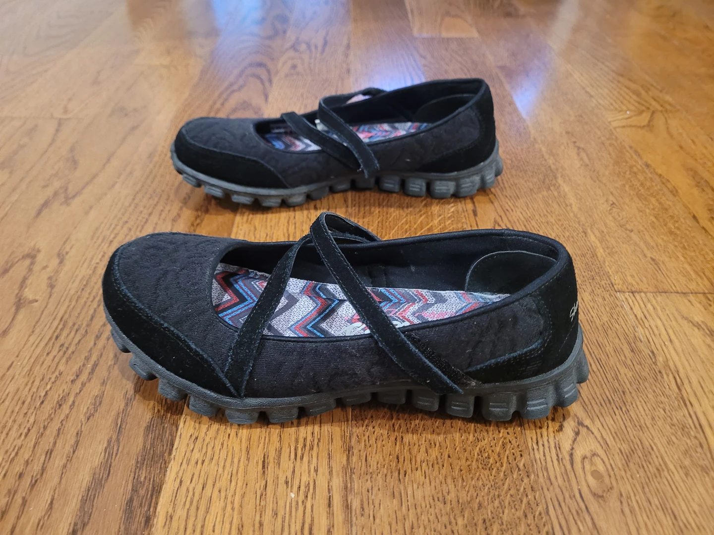 Women's Size 5 Skechers Shoes image indicator(4)