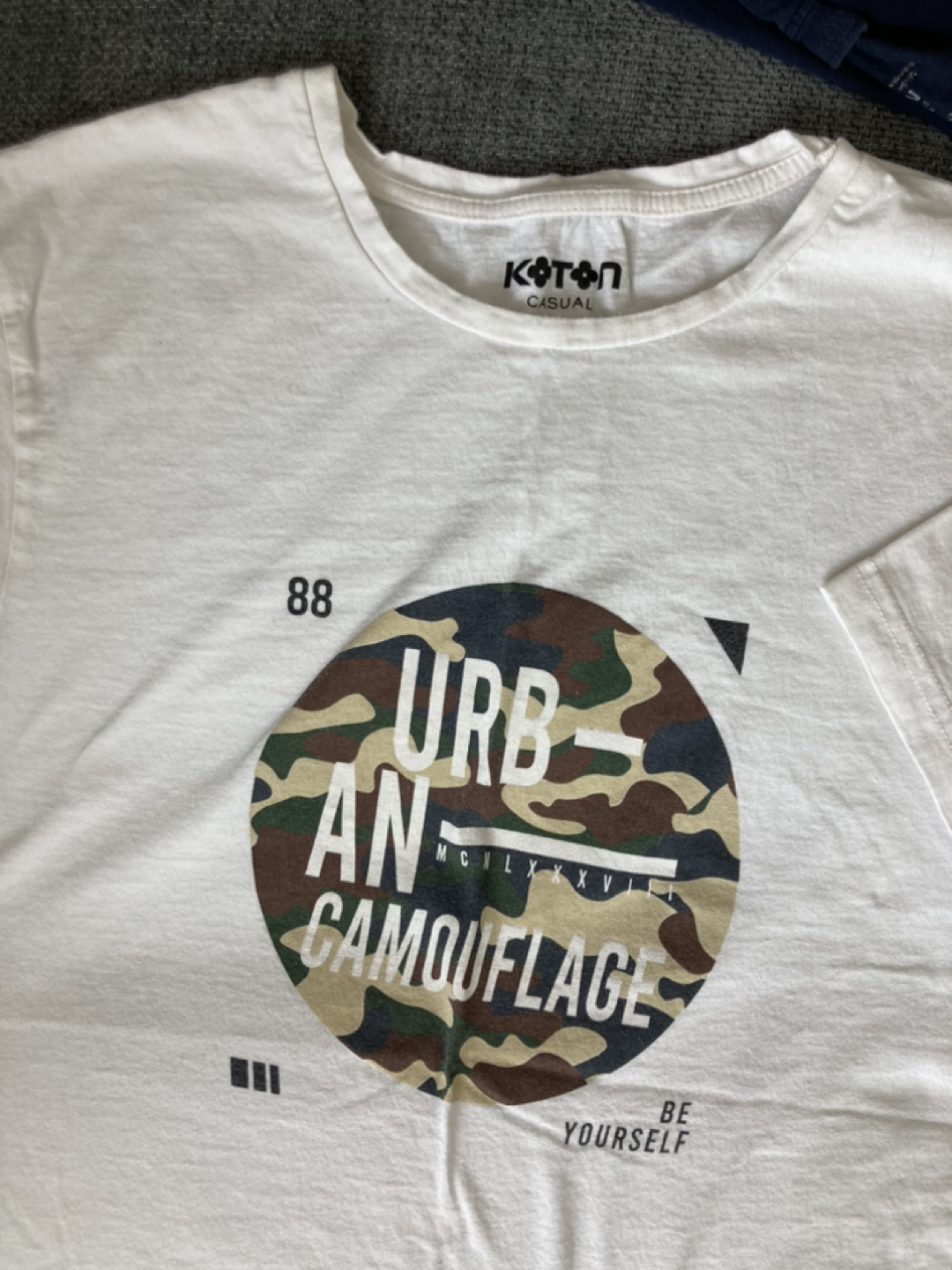 White tshirt (size L Koton) #freecycle thumbnail