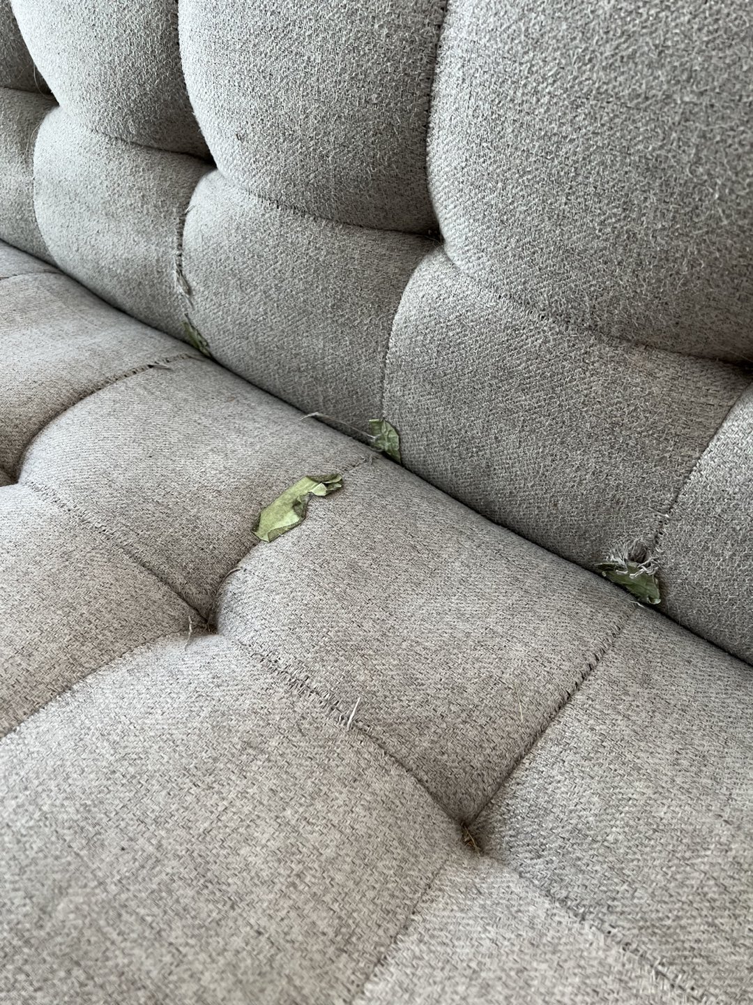 Slightly damaged sofa-bed - photo 3