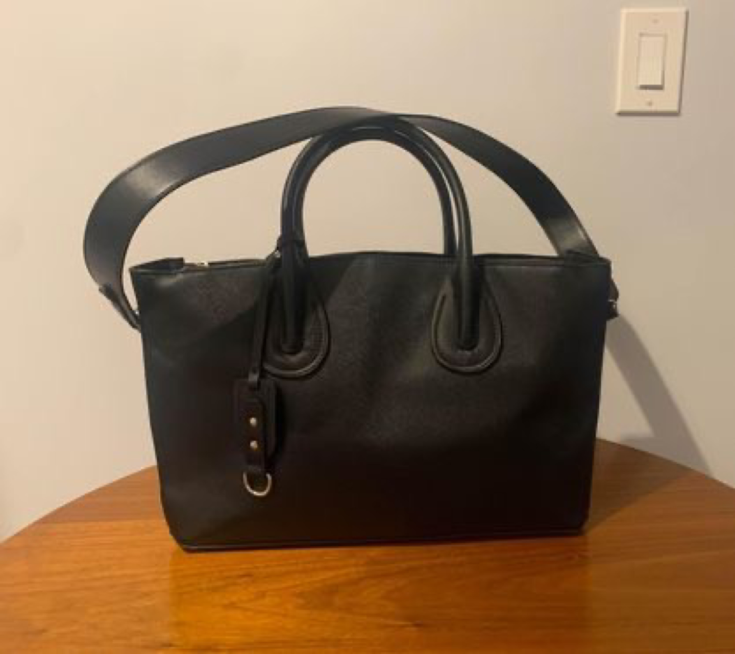Zara Black Leather Handbag image indicator(5)