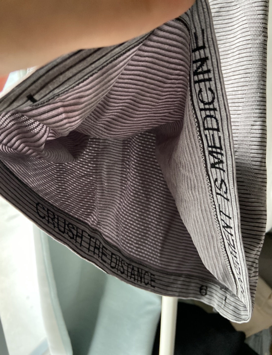 Lululemon tank top image indicator(3)